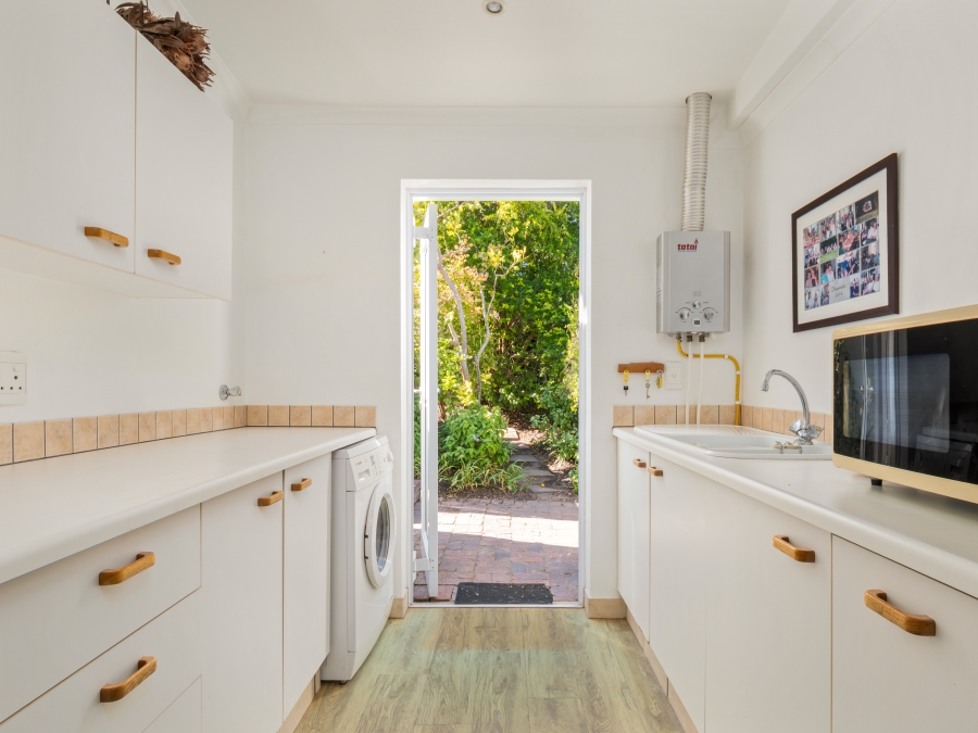 3 Bedroom Property for Sale in Belvidere Estate Western Cape